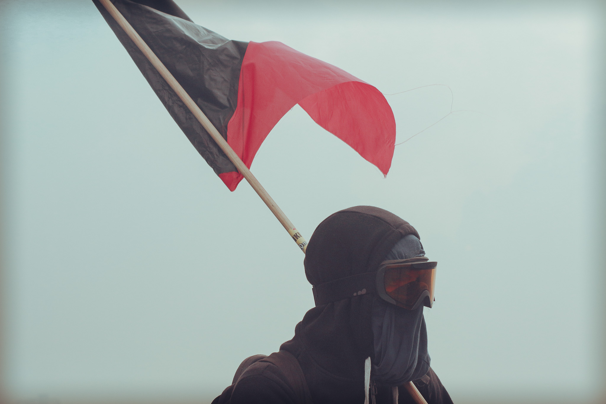 Couverture de Les Ombres de la Révolte